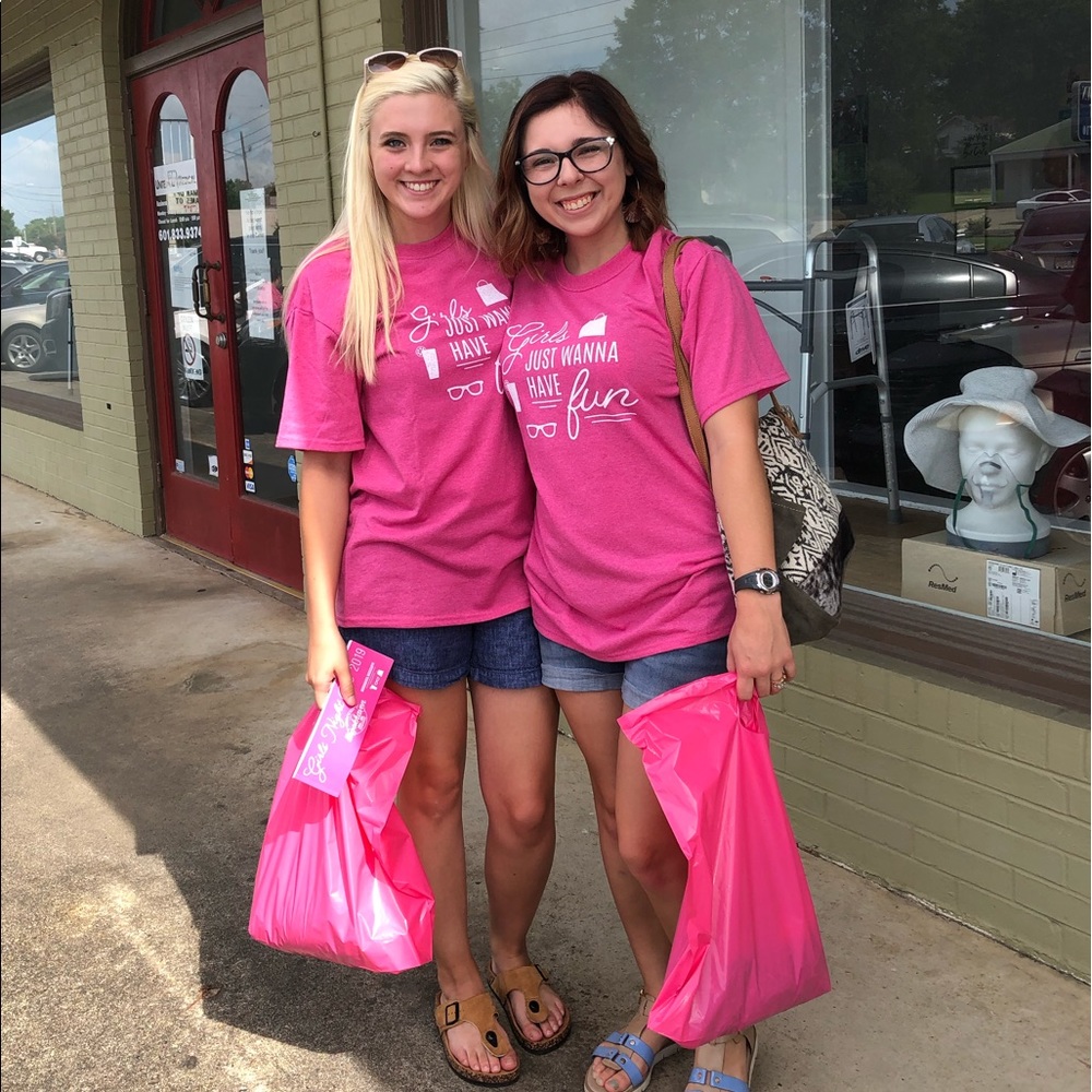 Meet your Posher, Falon